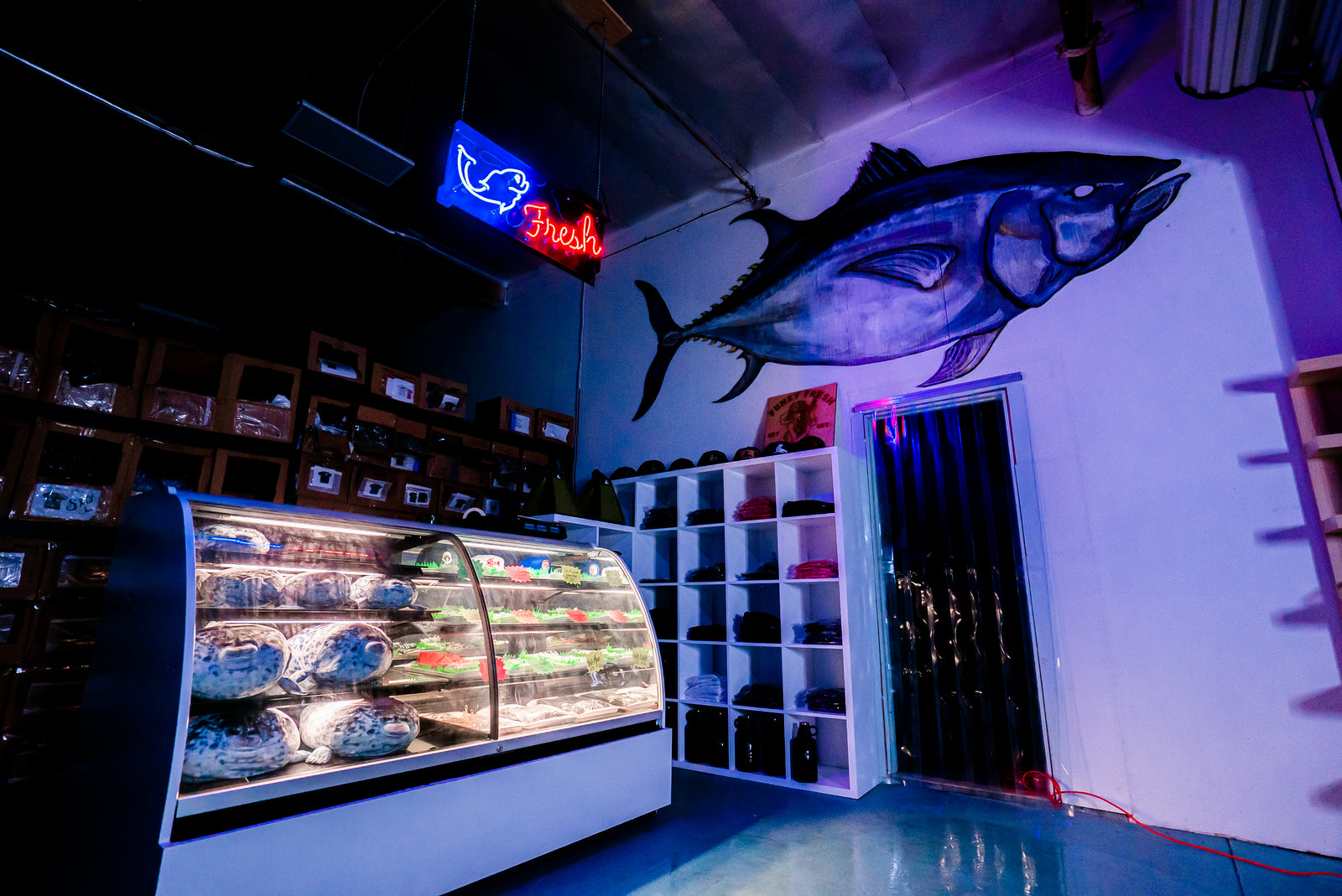 URT FISH MRKT is OPEN