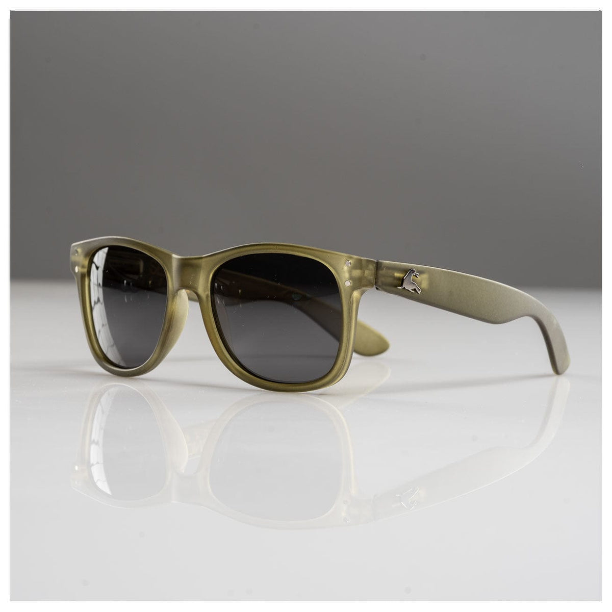 See Monster Polarized Shades // Olive